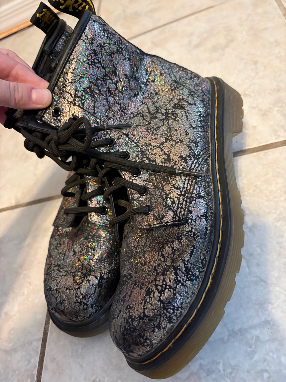 Doc Marten Silver
CRINKLE METALLIC LACE UP BOOTS - Picture 5 of 11